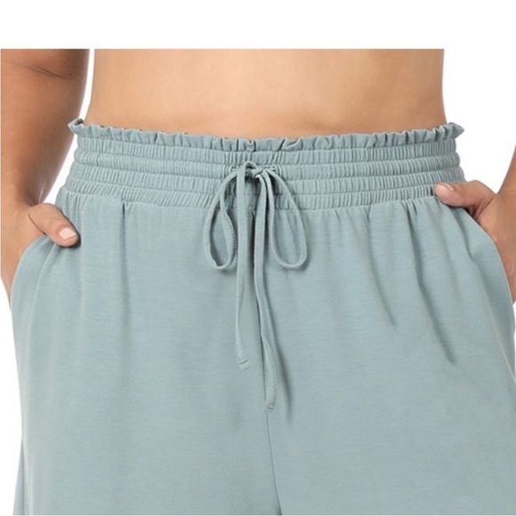 Zenana Plus Size Drawstring Shorts with Pockets - Picture 2 of 3